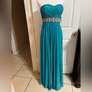 ( X )Sequin hearts strapless bridesmaid dress with beaded sash